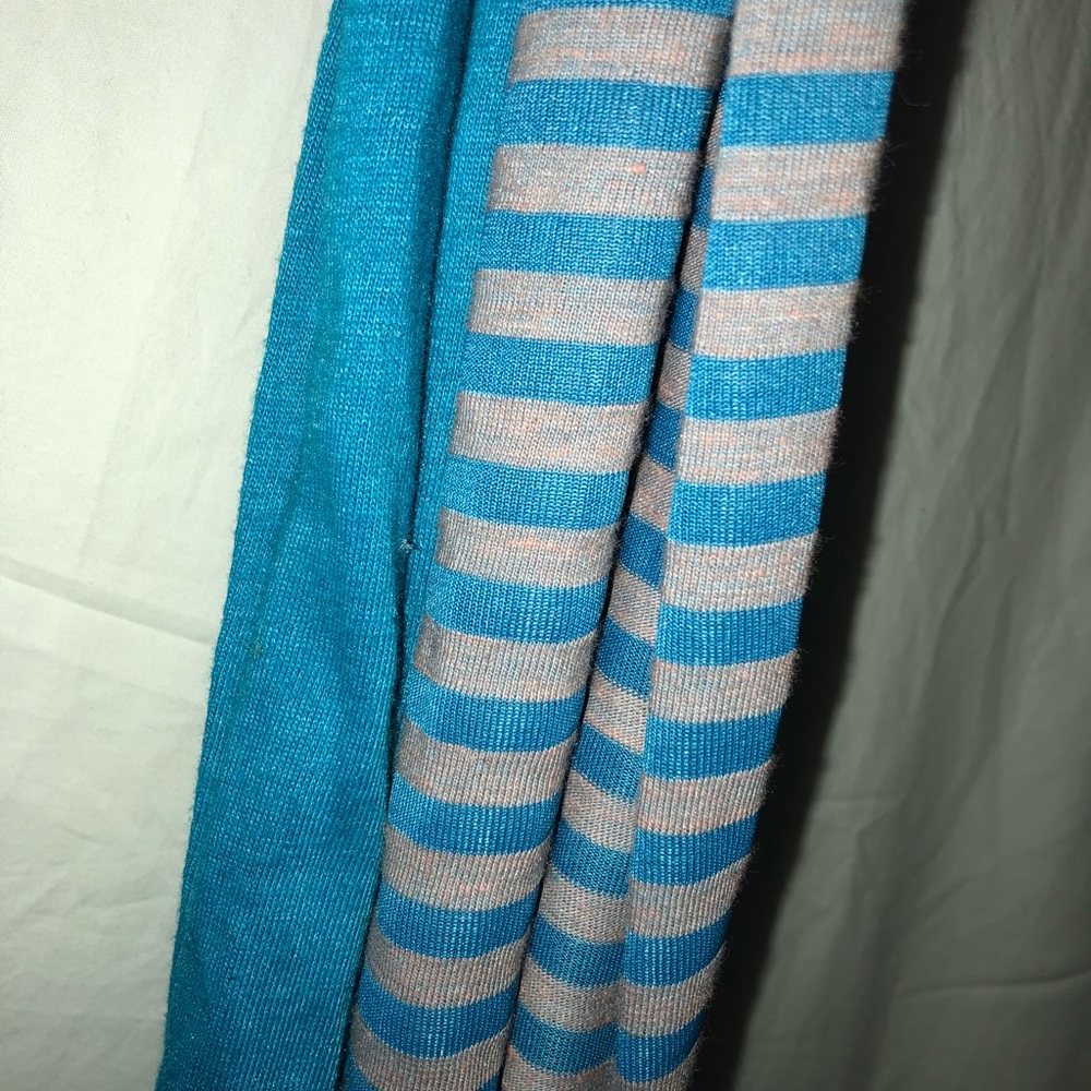 Scarf - Picture 6 of 6